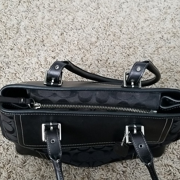 Coach Handbag - Picture 4 of 5